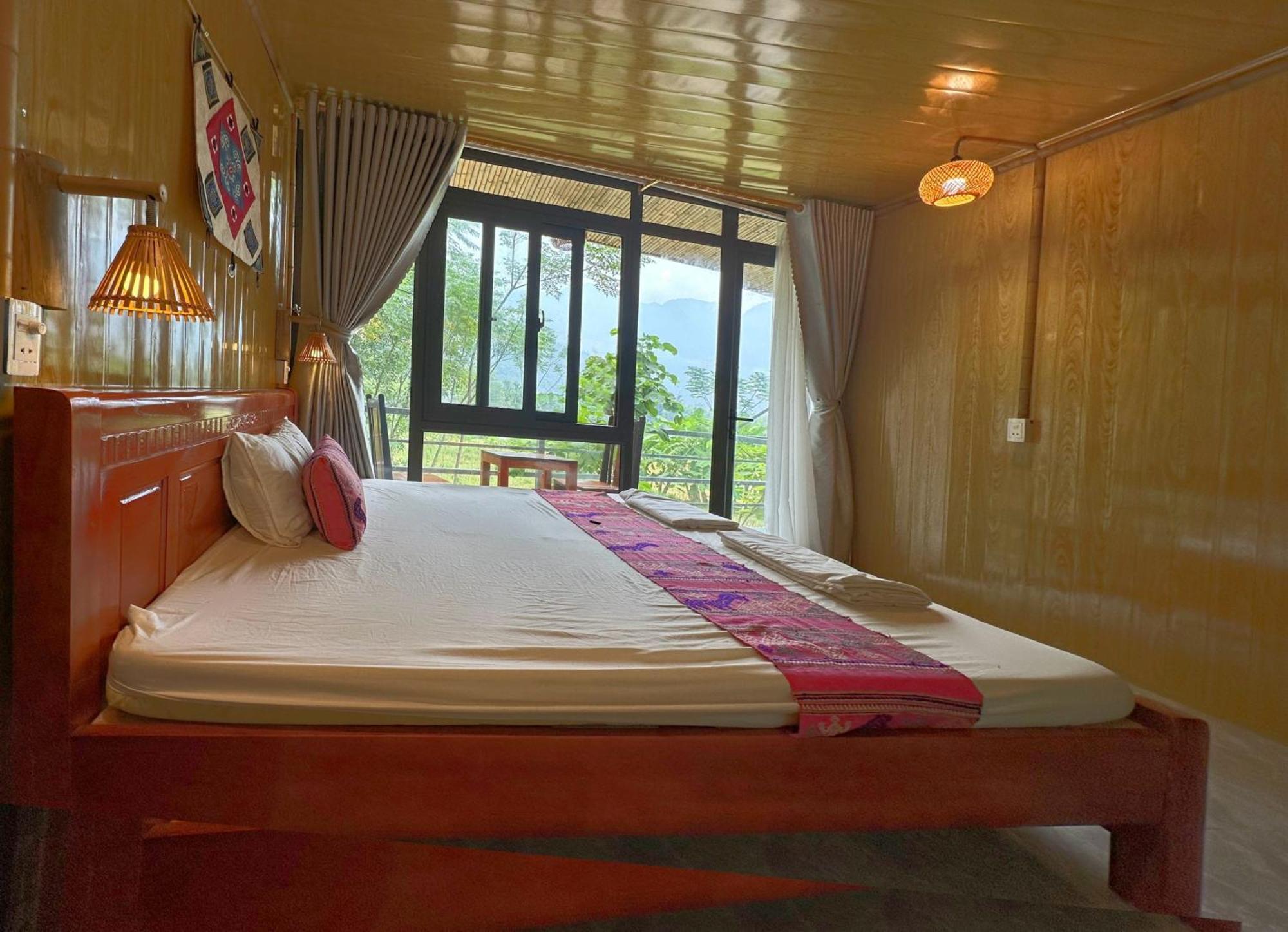 Nha Tan - Mai Chau Homestay And Tours Екстериор снимка