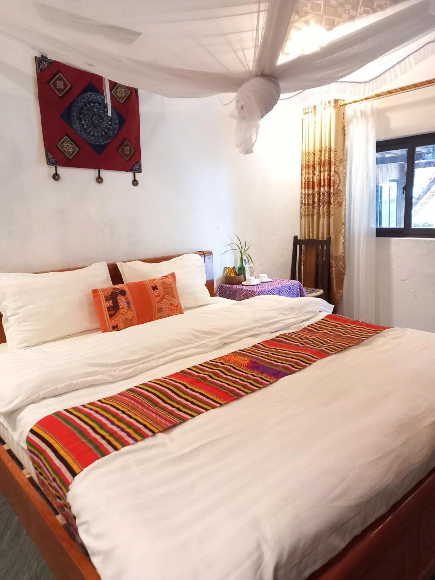 Nha Tan - Mai Chau Homestay And Tours Екстериор снимка